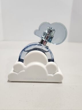 Ariana Grande Cloud Eau De Parfume 1.0oz